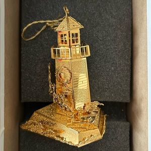 Danbury mint ornament